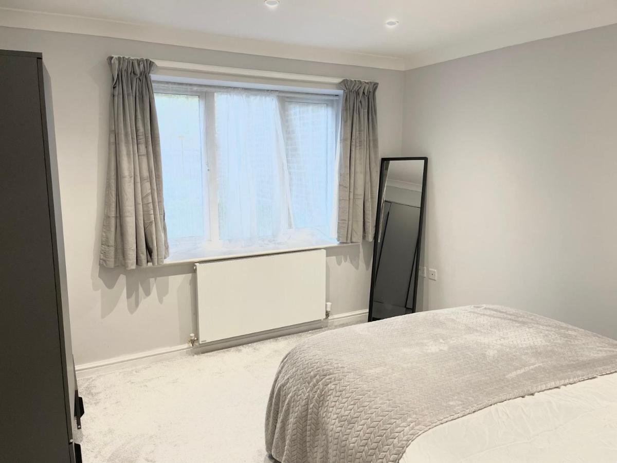 Lovely 1 Bed Apartment, 15Mins From Central London Eksteriør billede