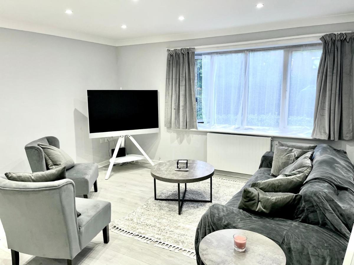 Lovely 1 Bed Apartment, 15Mins From Central London Eksteriør billede